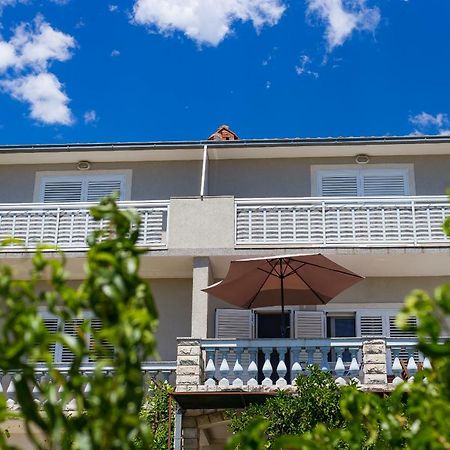 Apartments Rose Трогир Экстерьер фото
