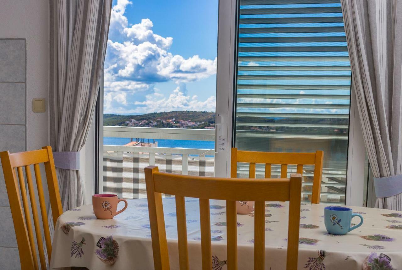 Apartments Rose Трогир Экстерьер фото